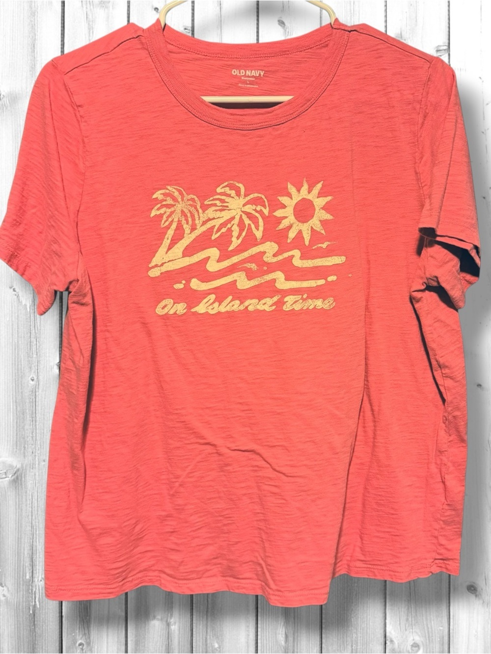 🌼Old Navy Coral Tee with Yellow Island Graphic